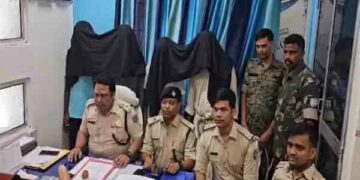 टीपीसी के चार उग्रवादी को पुलिस ने दबोचा, नक्सली पर्चे व हथियार बरामद