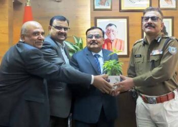 B.O.I रक्षक सैलरी पैकेज से मिलेगी झारखंड पुलिसकर्मी को आर्थिक सुरक्षा, डीजीपी अनुराग गुप्ता ने एमओयू पर किए हस्ताक्षर