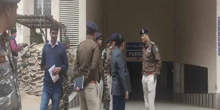 DGP के निर्देश पर DIG ने किया रांची सिविल कोर्ट का औचक निरीक्षण, सुरक्षा इंतजामों का किया मुआयना