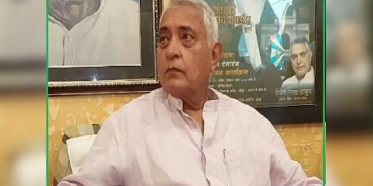 Sitamarhi MP Devesh Chandra Thakur Threat News RJD leader Raghuvendra Kushwaha viral video Bihar politics controversy dynamite threat Sitamarhi protest after Madan Kushwaha murder Bihar Election 2025 law and order issue