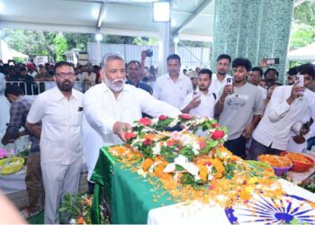 दिशोम गुरु शिबू सोरेन के लिए पप्पू यादव ने की भारत रत्न की मांग.. कहा- इनसे बड़ा कोई आदिवासी महायोद्धा नहीं