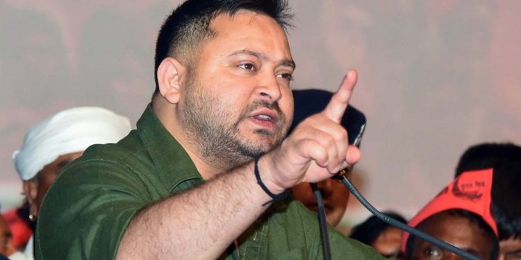 Tejashwi Yadav press statement, तेजस्वी यादव सीईसी बयान, Election Commission controversy photo, CEC Gyanesh Kumar news image, Bihar politics Tejashwi vs CEC