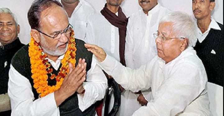 Abdul Bari Siddiqui Controversy: लालू के करीबी ने खड़ा कर दिया नया बखेड़ा.. बोले- हिंदुओं को उन्मादी बना रहा एक संगठन