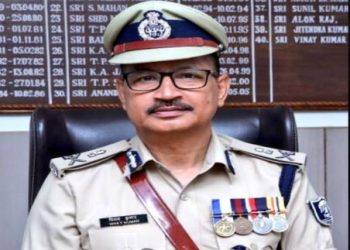 Bihar News: डीजीपी ने दिए निर्देश.. पुलिसकर्मियों के साथ अब नहीं ले पाएंगे सेल्फी