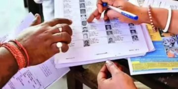 Darbhanga Duplicate Voter List, Bihar Election News, BJP Complaint in Darbhanga, चुनाव आयोग की सफाई, दरभंगा विधानसभा विवाद