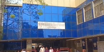 मुजफ्फरपुर में SKMCH का अनोखा मामला.. बेटे के जन्म की खुशी मनाई, घर पहुंची तो निकली बेटी