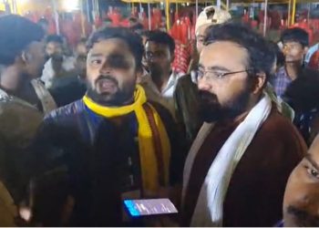 Prashant Kishor Bihar Yatra: सभा के बाद ड्राइवर से विवाद.. Viral Video ने बढ़ाई PK की मुश्किलें