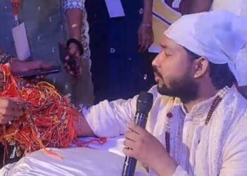 Rakshabandhan: पटना में खान सर को 5,000 से अधिक बहनों ने बांधी राखी.. बोले- हमारी बहनें क्वीन हैं