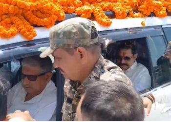 Bihar Politics : फ्रंट सीट पर ललन सिंह और पीछे ‘छोटे सरकार’..  मोकामा में रोड शो ने बढ़ाई अनंत सिंह की दावेदारी !