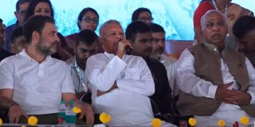 लागल-लागल झुलनिया में धक्का.. ‘वोट अधिकार यात्रा’ में लालू यादव ने गाया गाना