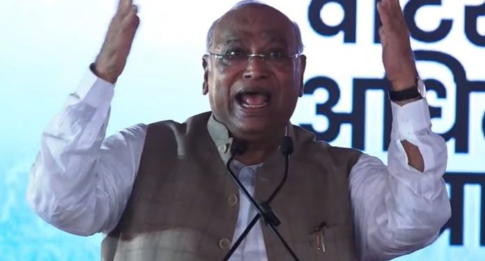 ‘वोटर अधिकार यात्रा’ में गरजे खरगे- मोदी वोट चोर है.. लालू को गरीबों का मसीहा बताया