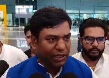 मुकेश सहनी ने SIR में फर्जीवाड़े का लगाया आरोप.. कहा- चुनाव आयोग बीजेपी के लिए कर रहा है काम