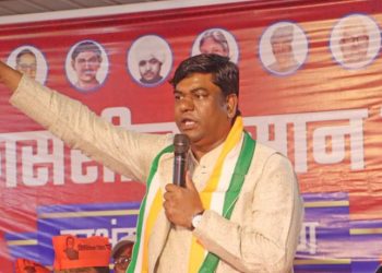 Mukesh Sahani Bihar Politics, Mahagathbandhan Seat Sharing Crisis Bihar, Hotel Maurya VIP Workers Clash, Bihar Election 2025 Breaking News