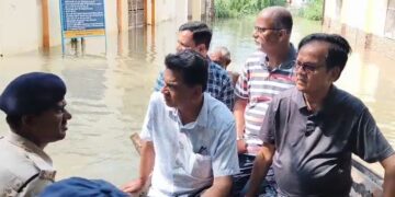 भागलपुर में गंगा का बढ़ता जलस्तर.. तिलका मांझी यूनिवर्सिटी जलमग्न, नाव से पहुंच रहे कर्मचारी और प्रोफेसर