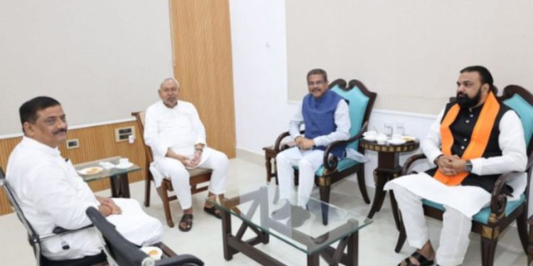 बिहार NDA में सीट बंटवारा लगभग फाइनल.. नीतीश के दिल्ली दौरे के बाद फॉर्मूला तय, जल्द होगी आधिकारिक घोषणा !