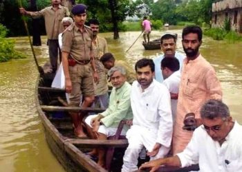 Bihar Politics: संजय झा ने 2005 में नीतीश कुमार के ‘न्याय यात्रा’ की तस्वीर शेयर की.. लालू राज पर बड़ा हमला