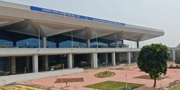 Bihar News: पटना एयरपोर्ट पर यात्री के बैग से जिंदा कारतूस बरामद.. मच गया हड़कंप