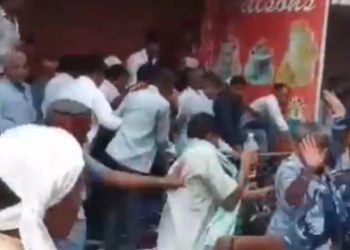 पटना में फेयर प्राइस विक्रेताओं का बवाल: पुलिस का वाटर कैनन और लाठीचार्ज.. कई हिरासत में