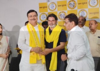 Bihar Politics: बीजेपी छोड़ जनसुराज में शामिल हुए सुधीर शर्मा.. प्रशांत किशोर ने दिलाई सदस्यता