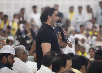 Bihar Politics: पटना में 3000 मुस्लिमों के बीच PK ने INDIA गठबंधन को दी चुनौती..