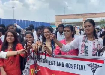 बिहार में PMCH सहित सरकारी अस्पतालों के इंटर्न डॉक्टर हड़ताल पर, OPD सेवाएं ठप