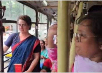 INDI Alliance Sansad March: खरगे, राहुल और प्रियंका गांधी सहित कई विपक्ष के नेता हिरासत में..