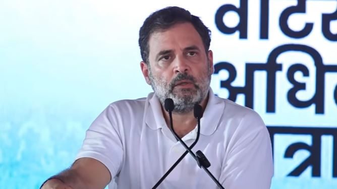 ‘वोट अधिकार यात्रा’ में बोले राहुल गांधी.. महाराष्ट्र में चुनाव आयोग ने जादू से एक करोड़ नए वोटर पैदा कर दिए