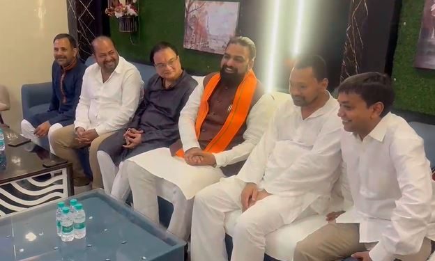 Nishant Kumar Politics: पोस्टर लगने के बाद सम्राट चौधरी से मिले निशांत कुमार.. लड़ेंगे चुनाव ?