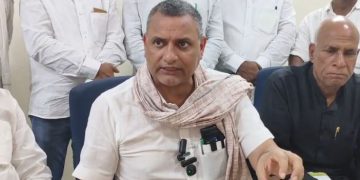 सासाराम में राहुल गांधी की सभा पर सस्पेंस.. राजद सांसद ने प्रशासन पर लगाया पक्षपात का आरोप