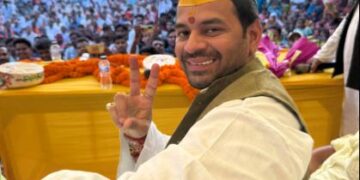 तेजस्वी यादव बनेंगे बिहार के सीएम, NDA सरकार का जाना तय.. तेज प्रताप यादव ने दे दिया आशीर्वाद