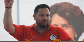 Voter Adhikar Yatra Muzaffarour: तेजस्वी यादव बोले—नकलची BJP-नीतीश सरकार को हटाएगी बिहार की जनता