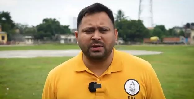 Tejashwi Yadav Appeal: वोटर लिस्ट सुधार को लेकर आरजेडी कार्यकर्ताओं को बड़ा निर्देश.. एक भी मतदाता छूटे नहीं