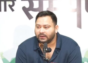 तेजस्वी यादव का भी कट गया वोटर लिस्ट से नाम..! चुनाव आयोग पर भड़के, बोले- हम तो नागरिक ही नहीं