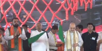 Amit Shah Bihar Visit: बिहार को एक और अमृत भारत ट्रेन.. शाह और नीतीश ने दिखाई हरी झंडी