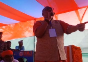 गिरिराज सिंह ने  विपक्ष पर जमकर साधा निशाना,कहा पीएम मोदी के अपमान का बदला लेंगे