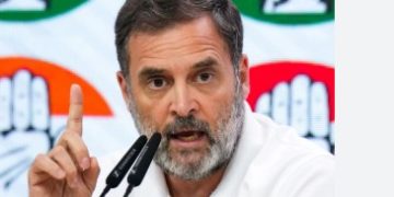 पटना में सदाकत आश्रम पर बवाल, राहुल गांधी का ट्वीट से पलटवार