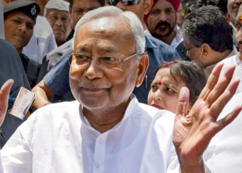 चुनाव से पहले सीएम नीतीश का बड़ा ऐलान,  बेरोजगार ग्रेजुएशन युवाओं को हर महीने 1000 मिलेंगे