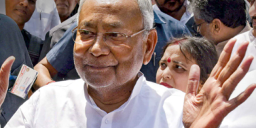 चुनाव से पहले सीएम नीतीश का बड़ा ऐलान,  बेरोजगार ग्रेजुएशन युवाओं को हर महीने 1000 मिलेंगे