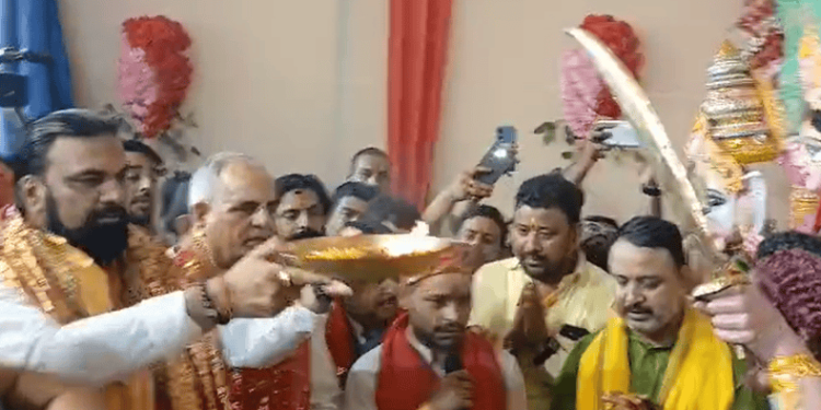 तेजस्वी यादव ने नीतीश कुमार और NDA को घेरा, मंत्री नितिन नवीन का बयान