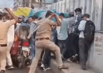 Bihar TRE-4 protest candidates lathicharge in Patna