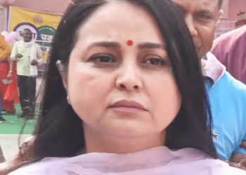 RJD में अंदरूनी खींचतान तेज, रोहिणी आचार्य के पोस्ट से उठे नए सवाल संजय यादव की सीट पर बढ़ा विवाद