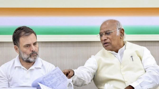 राहुल गांधी पटना सीडब्ल्यूसी बैठक में मल्लिकार्जुन खड़गे कांग्रेस रणनीति कृष्णा अल्लावरु प्रेस कॉन्फ्रेंस बिहार विधानसभा चुनाव 2025 कांग्रेस पटना कांग्रेस कार्य समिति बैठक