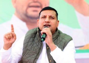 Voter Adhikar Yatra Bihar Photo, Sanjay Yadav Speech Image, RJD Leader Statement Bihar, Bihar Politics Protest Picture, Voter Rights Yatra Crowd