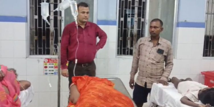 Buxar News: फास्ट फूड खाने से दो की मौत.. कई गंभीर, फॉरेंसिक टीम जांच में जुटी