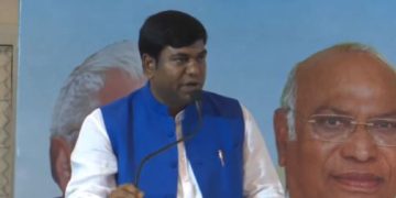 Atipichhda Nyay Sankalp Patna, राहुल गांधी पटना भाषण, मुकेश सहनी Bihar घोषणा, महागठबंधन बिहार 2025, Tejashwi Yadav Bihar rally