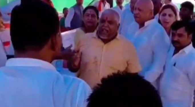 मुजफ्फरपुर NDA हाथापाई, गायघाट विधानसभा सीट विवाद, JDU उम्मीदवार झगड़ा, बिहार चुनाव 2025 एनडीए संघर्ष, कोमल सिंह और प्रभात किरण