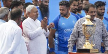भारतीय हॉकी टीम एशिया कप 2025 विजेता नीतीश कुमार का खिलाड़ियों को सम्मान राजगीर एशिया कप हॉकी 2025 समारोह Bihar Sports University Rajgir Tournament Nitish Kumar Hockey Team Reward