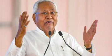 Bihar Shramik Vastra Sahayata Yojana Image Nitish Kumar Labour Welfare Scheme Bihar Bihar Labour Department 5000 Rupees Assistance Bihar Workers Welfare Program 2025