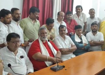 प्रियंका गांधी मोतिहारी रैली पोस्टर पप्पू यादव प्रेस वार्ता गांधी मैदान मोतिहारी में कांग्रेस रैली मोदी सरकार पर पप्पू यादव का हमला बिहार कांग्रेस पुनरुत्थान रैली