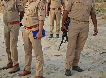 पटना में SIT की बड़ी कार्रवाई,  भारी मात्रा में हथियार बरामद